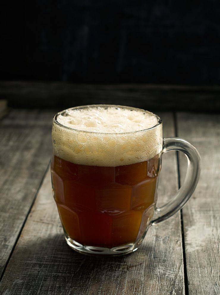 Bebida Cerveza de Raíz Lata A&W 24 un x 355 ml