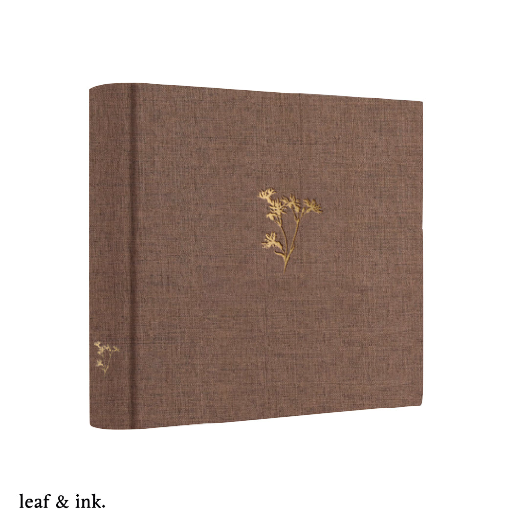 Albúm de Fotos Brown 200 Fotos 4"x 6" Leaf & Ink 1 un