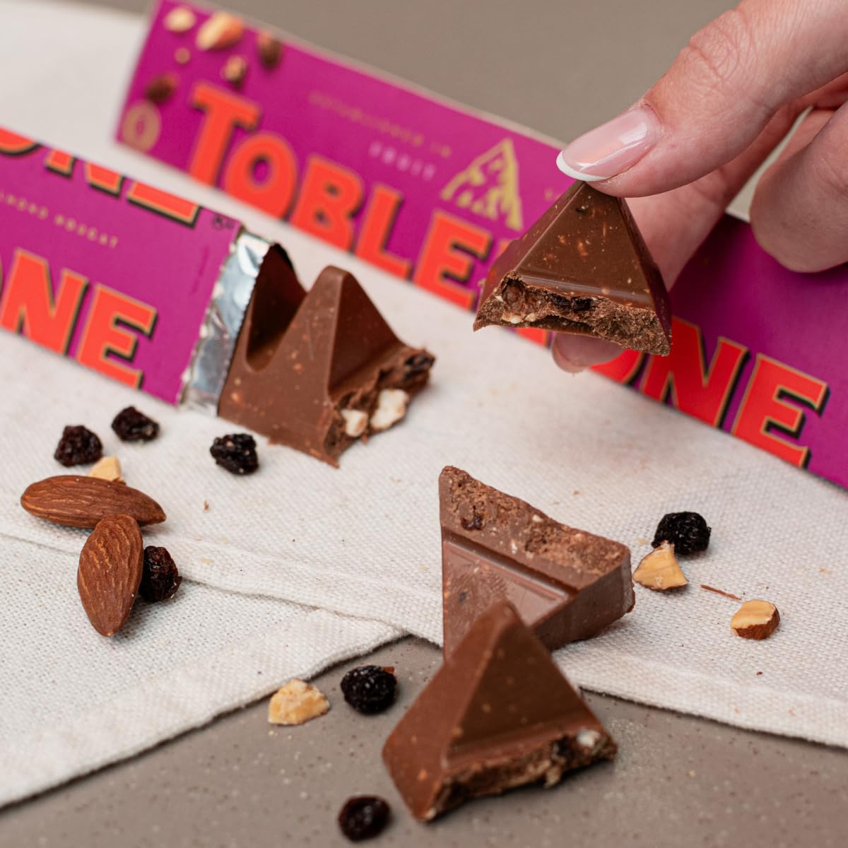 Chocolate Leche Frutos Secos Toblerone 100 g
